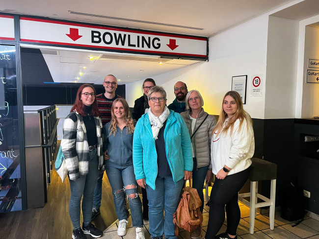 Gruppenbild Jugendausschuss beim Bowlen