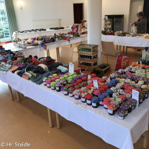 Angebot des Bastelkreises zum Adventsbasar