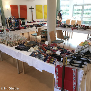 Angebot des Bastelkreises zum Adventsbasar