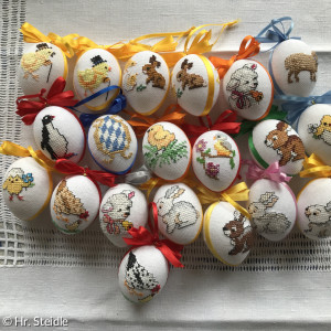 Angebot des Bastelkreises zum Adventsbasar